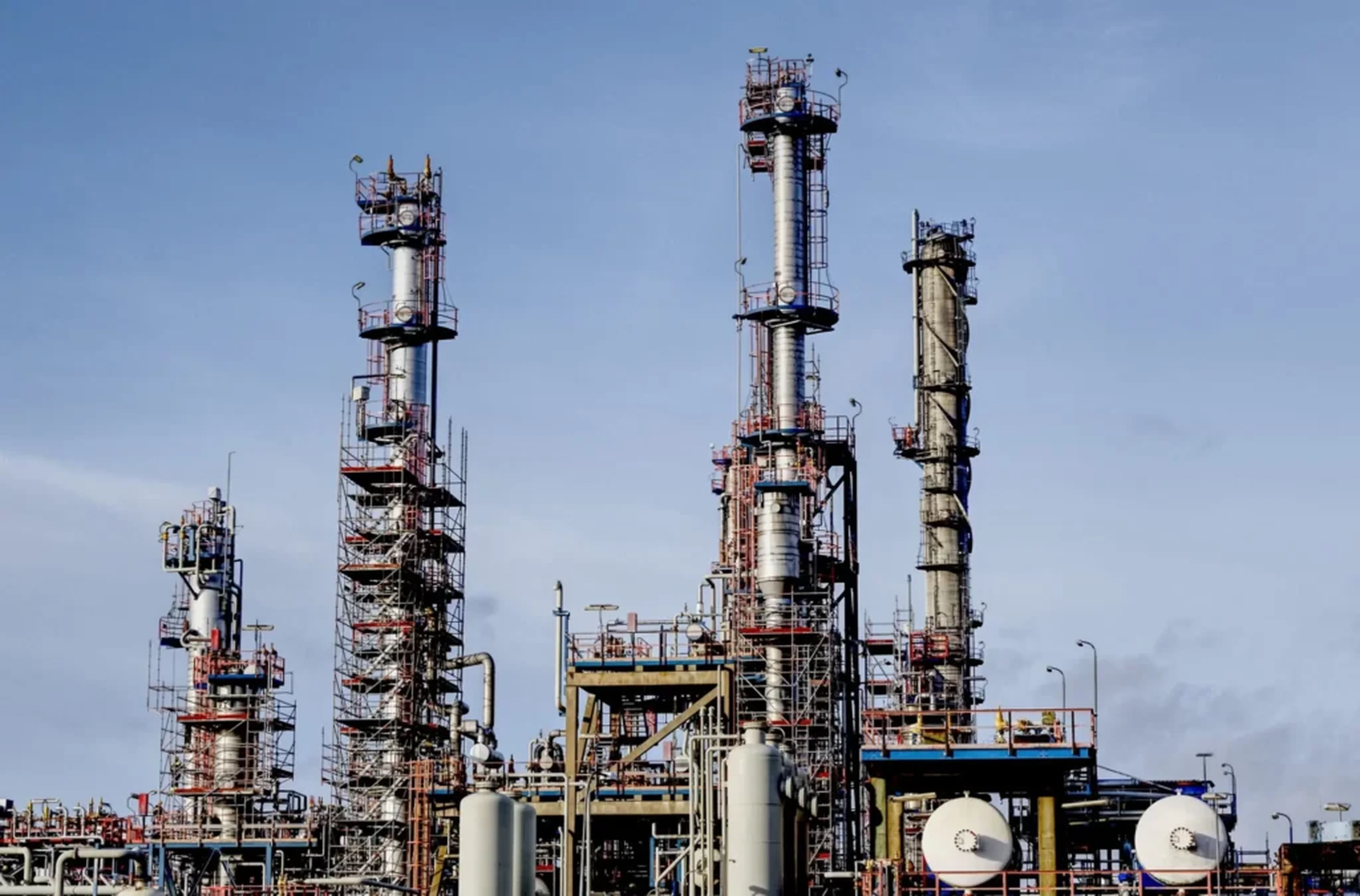 refinery upscaled 4k
